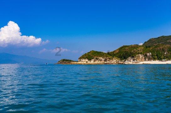 【两会·黔言】霍雨佳委员:借力数字技术赋能 推动民族村寨旅游高质量发展